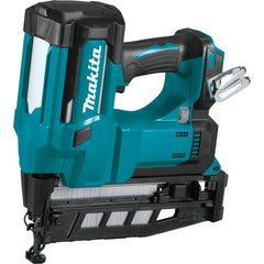 Pinador 64Mm Tipo T Sem Fio 18V Capacidade 110 Peças Com Maleta Mak-Pac 3 DBN600ZJ Makita