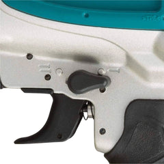 Pregador Pneumático 38 à 65Mm Capacidade 300 PÇS Ideal para Madeira MDF AN613 Makita