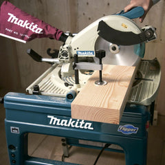 Serra de Esquadria de Bancada 260Mm 1650W Com Lâmina Coletor de Pó e Acessórios LF1000 220V Makita
