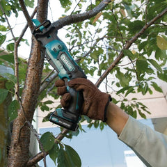 Serra Sabre CXT 3300 GPM Velocidade Variável Sem Bateria Sem Carregador JR103DZ Makita