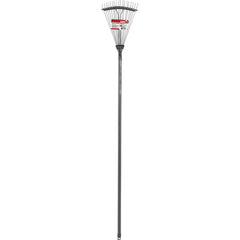Vassoura Para Jardim Metálica 18 Dentes Com Cabo Palheta Reg