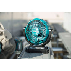 Ventilador 180Mm Sem Fio 18V Hibrido Com Alimentação CA ou Bateria Temporizador DCF102Z Makita